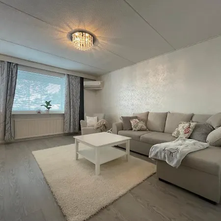 Lägenhet Hoitotie 80m2