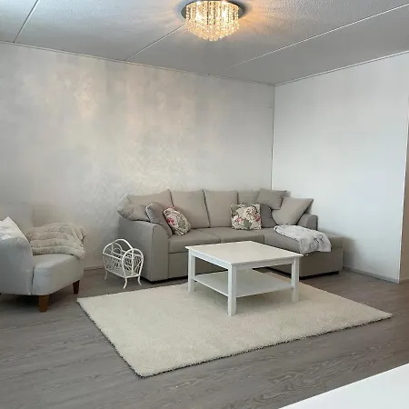Hoitotie 80m2