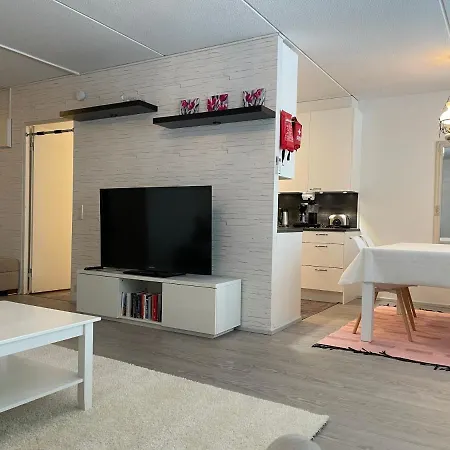 Lägenhet Hoitotie 80m2