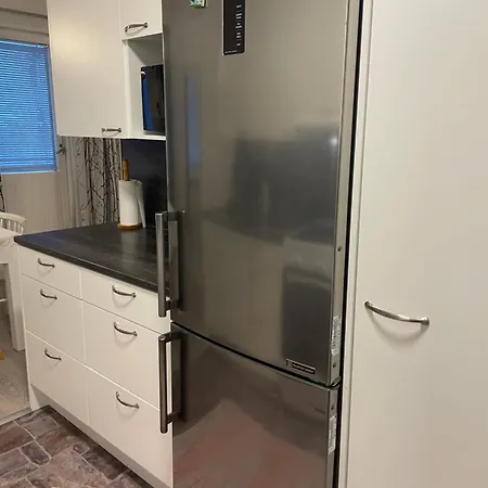 아파트 Hoitotie 80m2 *