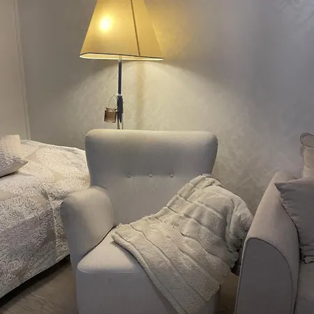 Hoitotie 80m2 רובניימי