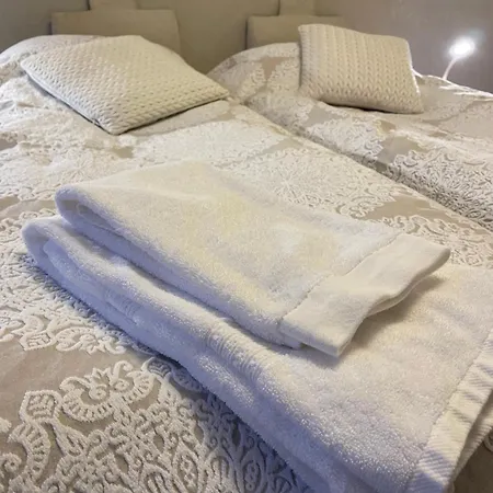 Hoitotie 80m2 아파트